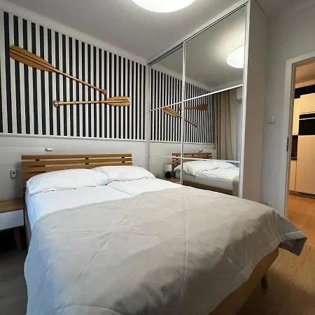 Forest - Nadmorskie Tarasy D612 *