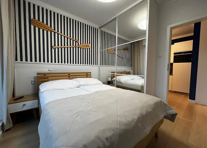 Forest - Nadmorskie Tarasy D612 *